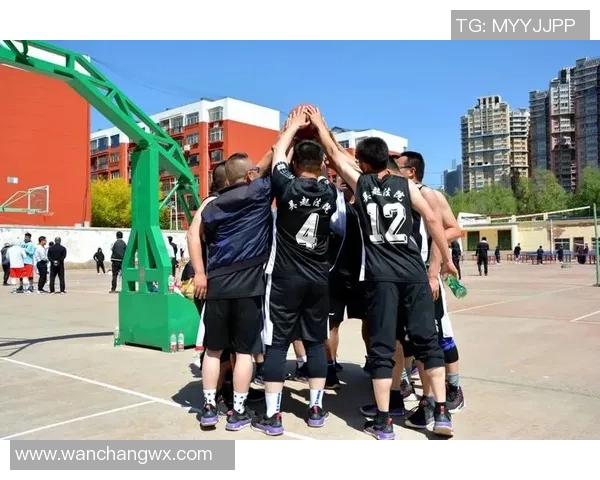 重庆篮球队战术创新引领潮流助力球队崛起与发展 重庆篮球队战术创新引领潮流助力球队崛起与发展